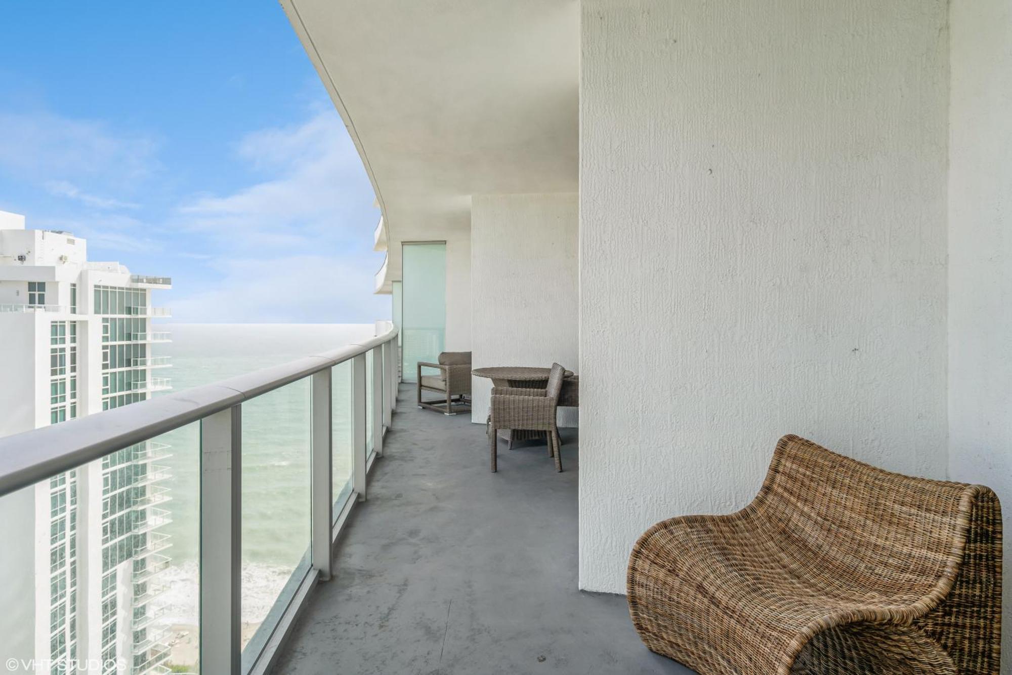 Lyfe Residence Building - Private Apts Over The Beach هوليوود المظهر الخارجي الصورة
