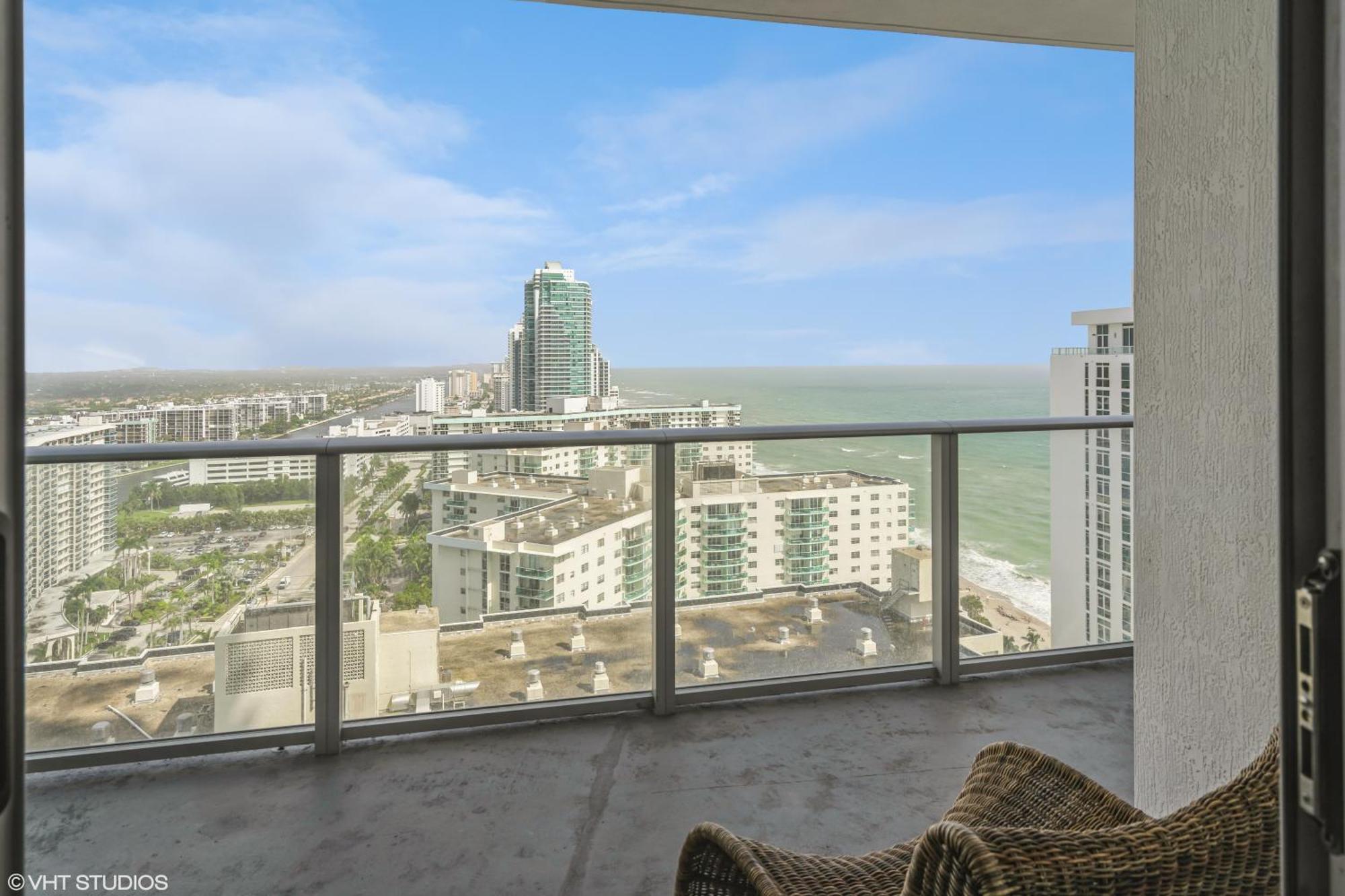 Lyfe Residence Building - Private Apts Over The Beach هوليوود المظهر الخارجي الصورة